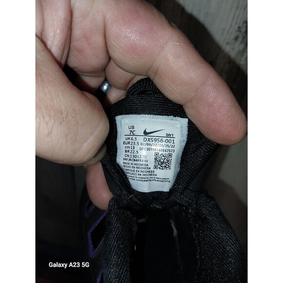 Youth Boys Size 7C Nike Air More Uptempo 96  Action Grape DX5956 001 - Picture 6 of 9